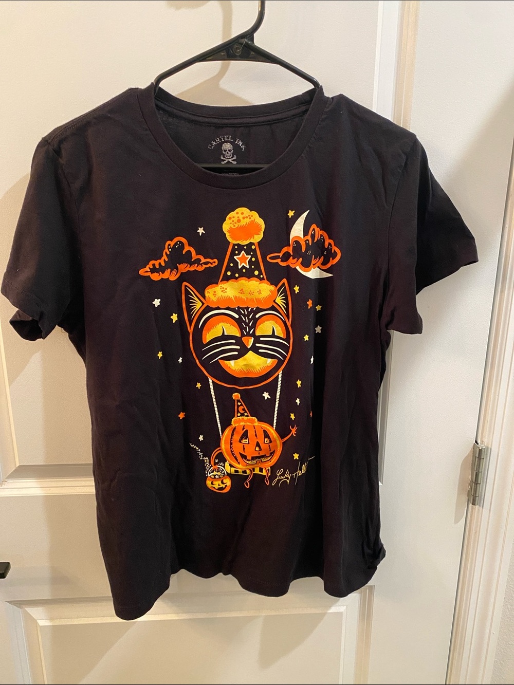 Women 2XL Black Halloween Cat & Pumpkin Graphic Tee
